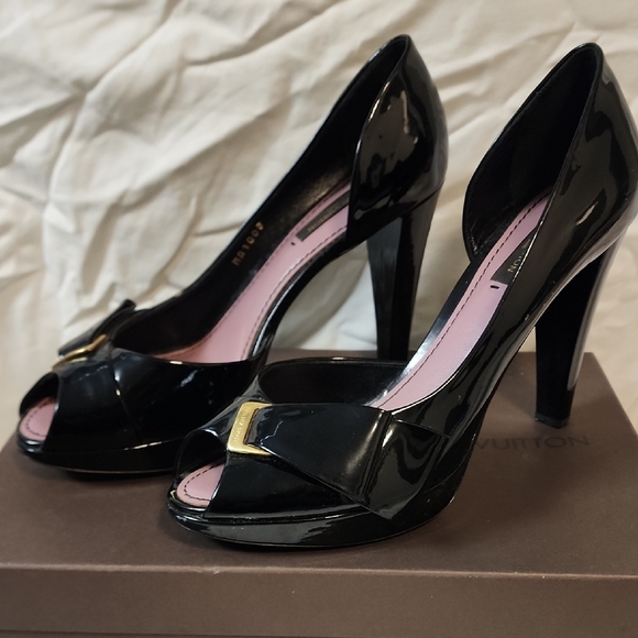 Louis Vuitton Black Patent Leather Peep Toe D'orsay Pumps Size 38 - Picture 4 of 8